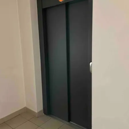 Miejska Oaza Apartment